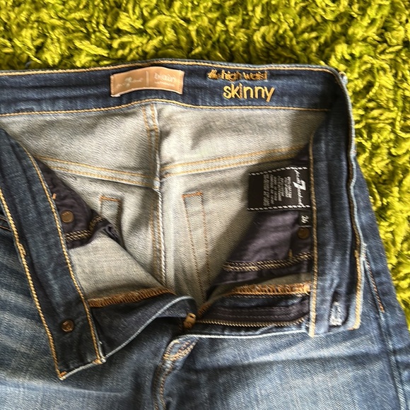 7 for all Mankind high rise skinny Jean - Picture 3 of 3